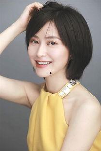 重庆美女爆料新闻报道最新,揭秘山城时尚圈背后的故事 第3张 重庆美女爆料新闻报道最新,揭秘山城时尚圈背后的故事 第3张